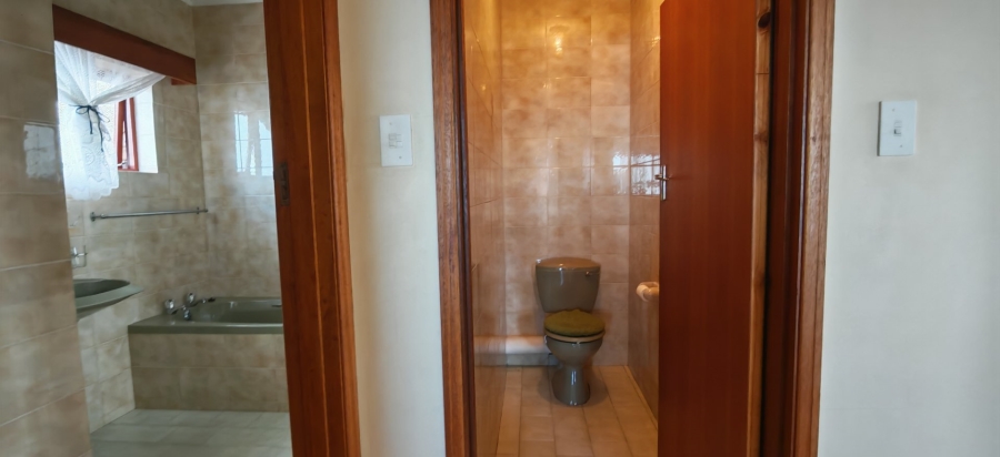 3 Bedroom Property for Sale in Dana Bay Western Cape